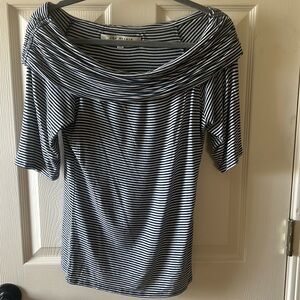 Max Studio off the shoulder, blue and white stripped, 3/4 sleeve shirt Size M